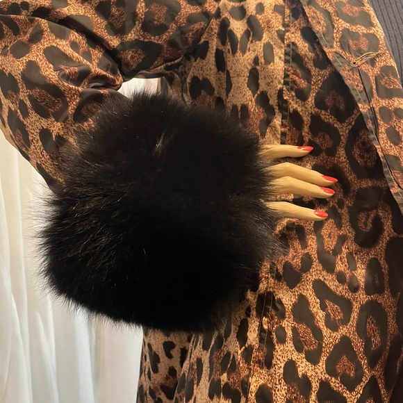 Fur Wrist Cuffs - Picture 3 of 3